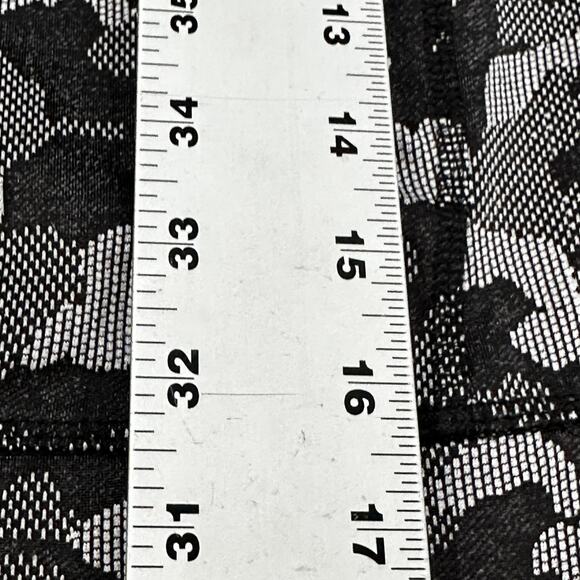 SPYDER Top Womens Gray Size S Camo Zip-Up Long Sleeves SMALL RIPS ON SLEEVE - Picture 7 of 9